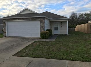 663 Cascade Cir, Springdale, AR 72764