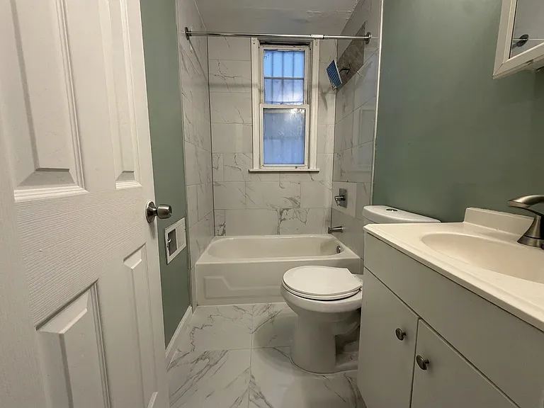 847 S 17th St #1 — Photo 5