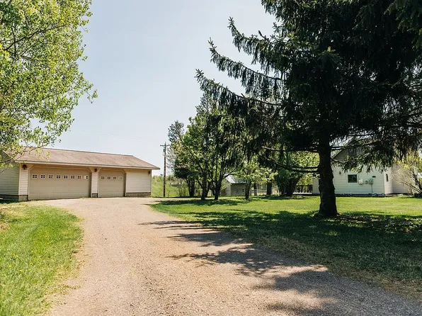 1968 E Chub Lake Rd, Carlton, MN 55718