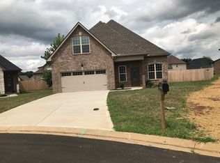 2940 Lightning Bug Dr, Murfreesboro, TN 37129