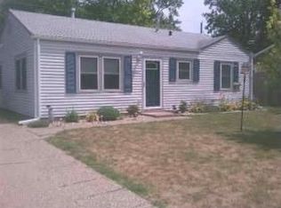 6905 N Pine St, Davenport, IA 52806