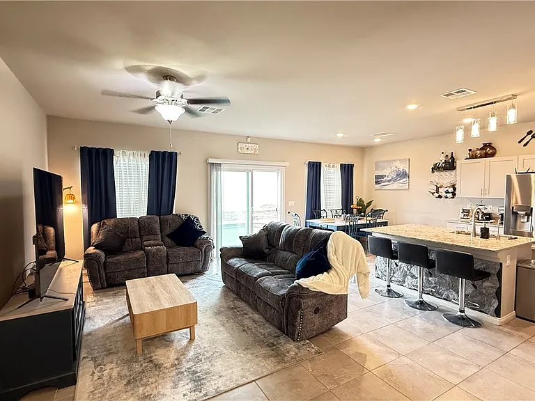 10325 Toasted Acorn Dr — Photo 2