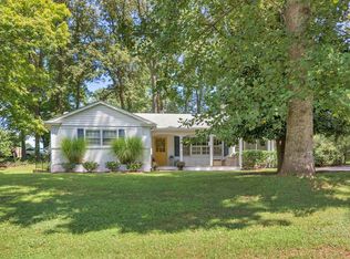 2013 Greenbrier Dr, Charlottesville, VA