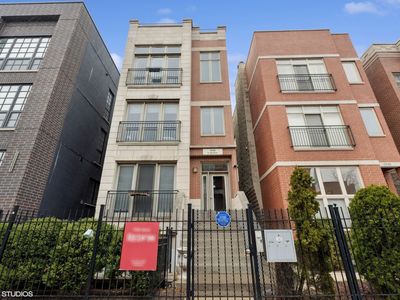 1930 W Belmont Ave #3, Chicago, IL, 60657