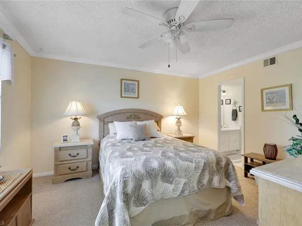4338 27th CT SW #204, NAPLES, FL 34116