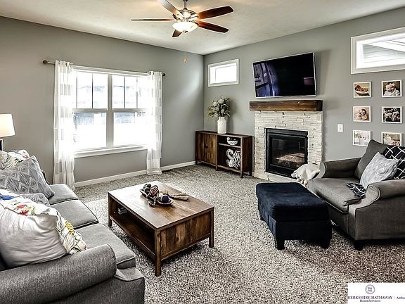 3rd image of 8128 S 193rd Ave