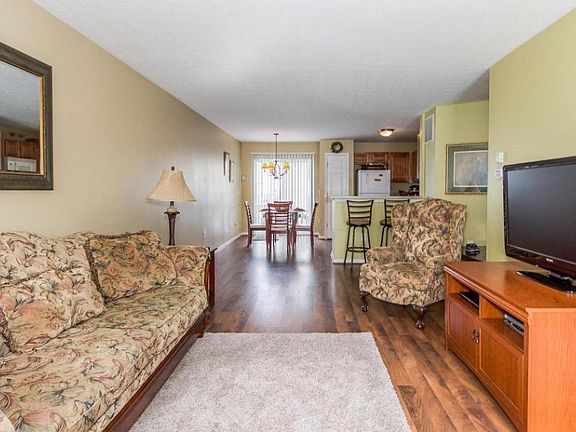 3rd image of 6444 Walnut Fork Dr