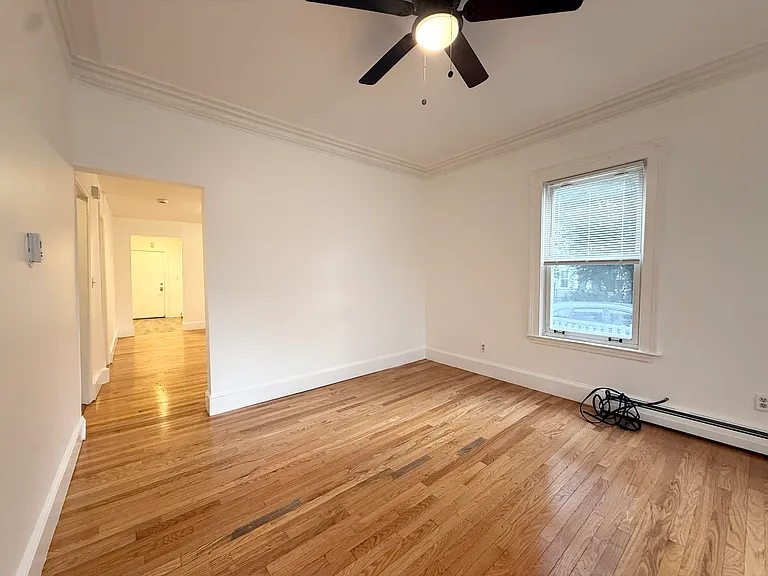 24-26 Callender St — Photo 3