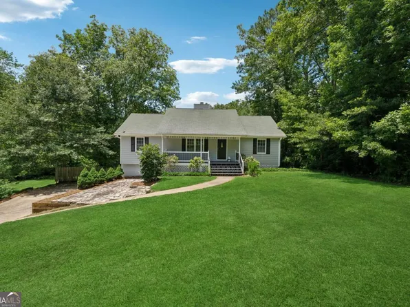 191 Cherokee Village Ct, Ball Ground, GA 30107