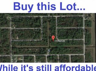 218 Neptune Ave S, Lehigh Acres, FL 33974