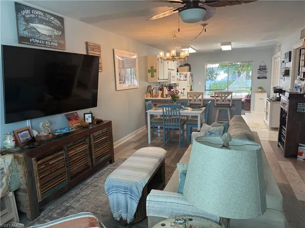 731 W Elkcam CIR #A102, MARCO ISLAND, FL 34145
