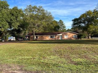 200 Pahal Rd, Huntington, TX 75949