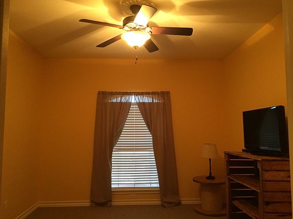 5th image of 2633 Bruin Dr