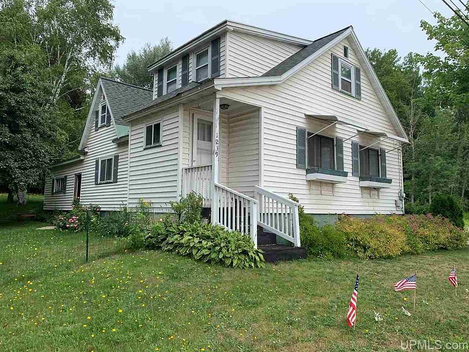 1st image of 1239 W Munising Ave