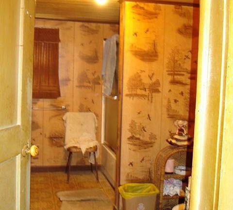 large roomy bathroom