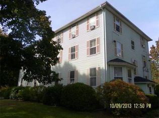 21 Bailey St APT 2A, Uxbridge, MA 01569