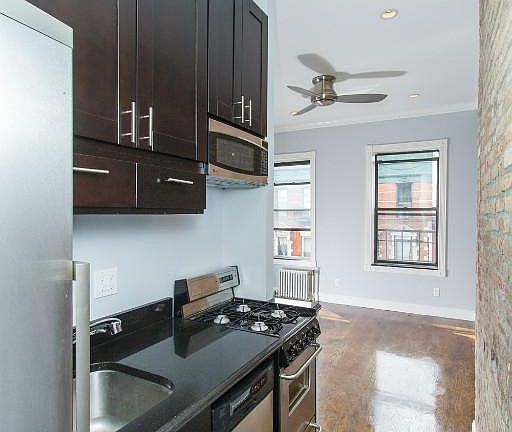 3rd image of 232 Elizabeth St APT 6A