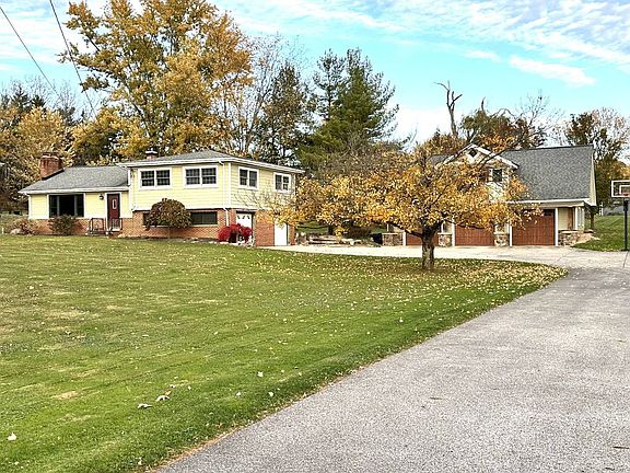 4th image of 11511 Caves Rd