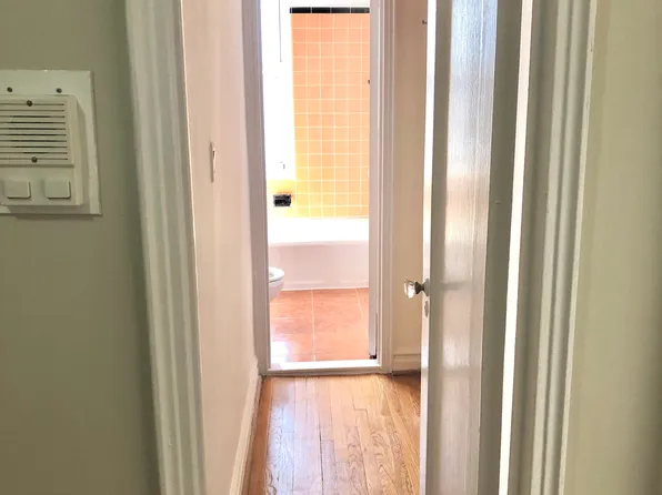 1900 Quentin Road image 16 of 17