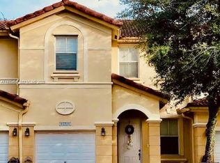 10721 NW 81st Ln, Doral, FL 33178