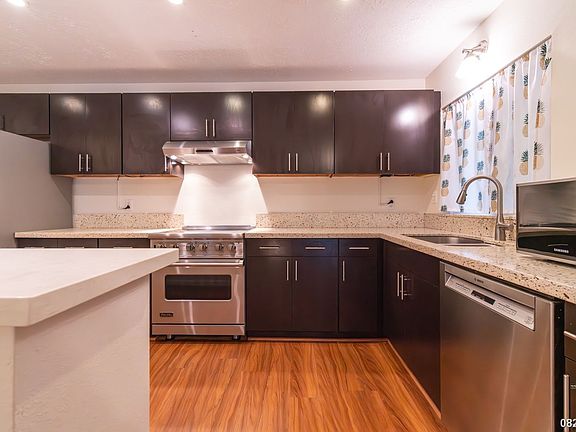 3rd image of 47-672 Hui Kelu St APT 6