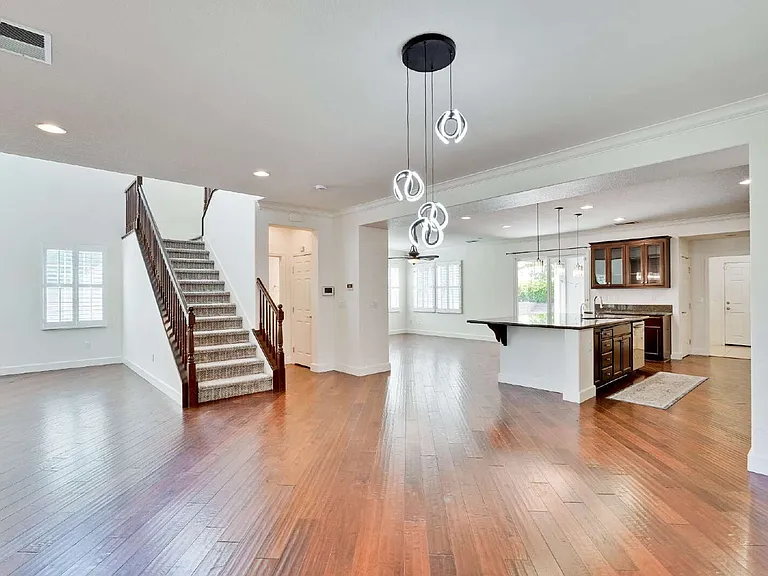 675 W Esplanade Dr — Photo 6