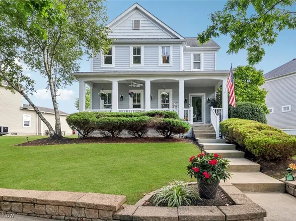 5251 Frederick St, Barberton, OH 44203