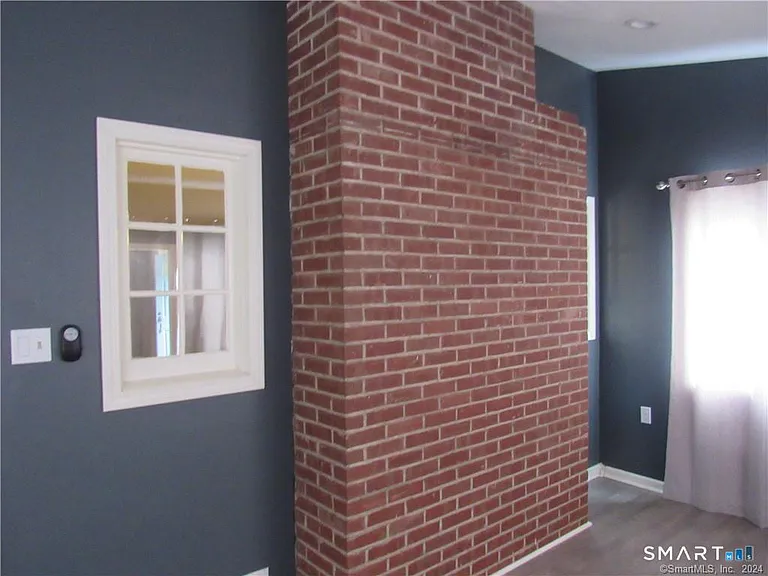36 Rochford Ave — Photo 14