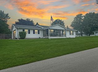 102 Doe Creek Dr, Cloverdale, IN 46120