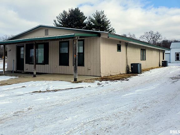 2nd image of 1512 Spring Bay Rd