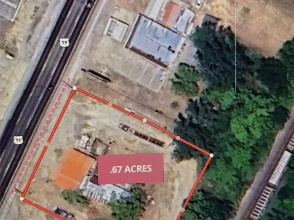 603 N Main St, Jewett, TX 75846