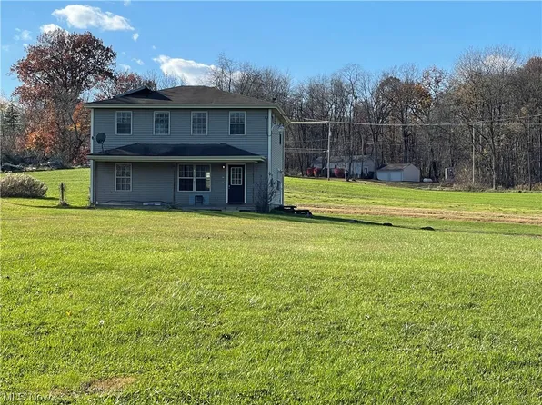 4551 Millrock Rd, New Waterford, OH 44445