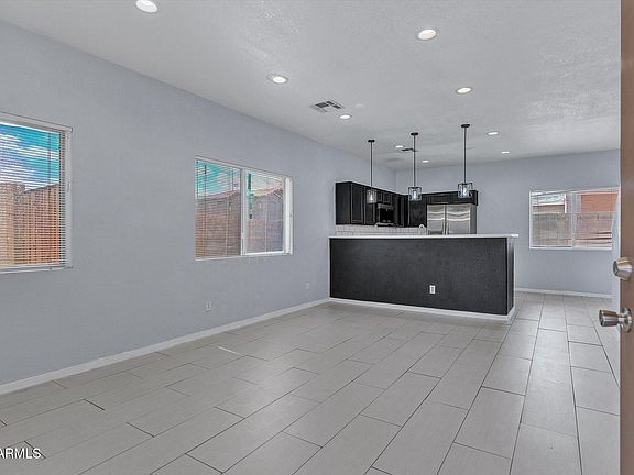 5th image of 7206 S 8TH Terrace