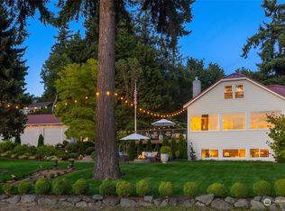 3828 Crystal Springs Dr NE, Bainbridge Island, WA