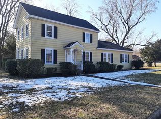 1 Kelsor Dr, Poquoson, VA 23662