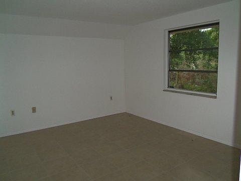 3rd image of 3137 Kingston St