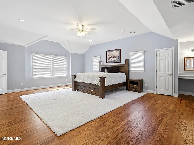39 Hilltop Rd — Photo 35