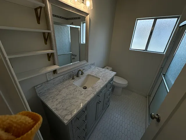 139 N Harvard Blvd — Photo 12