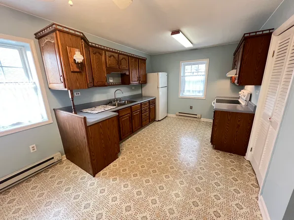 120 Pequea Ave, Honey Brook, PA 19344