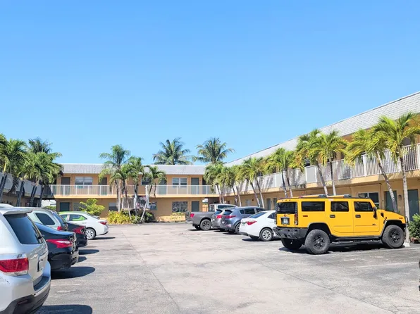 4061 N Dixie Highway #3, Oakland Park, FL 33334