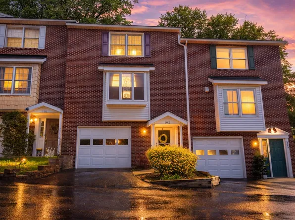 102 Stilwell Dr, Morgantown, WV 26505