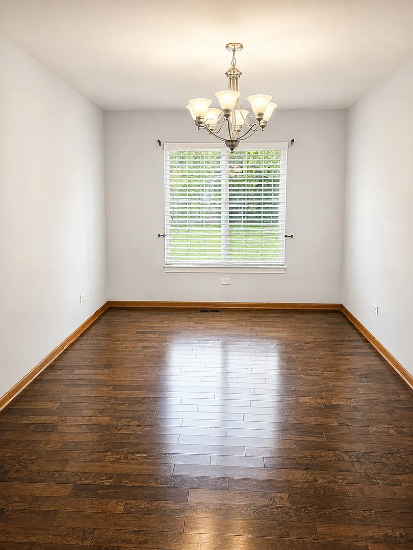 4 bed, 2.5 bath, 2656 sqft, $3,500 — Photo 3