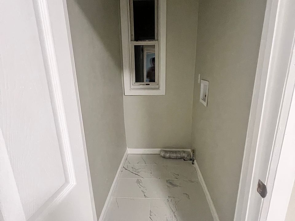 1st image of 10 Columbia Ave #1F