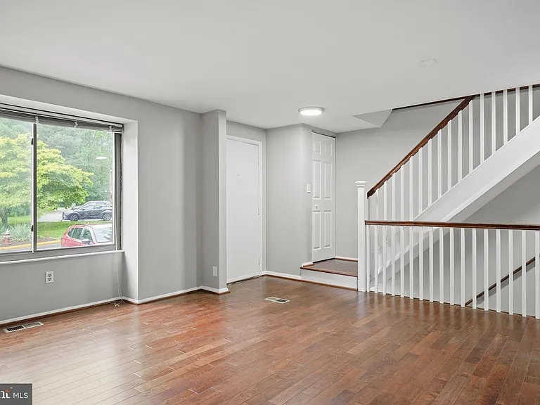 5863 Jacksons Oak Ct — Photo 5