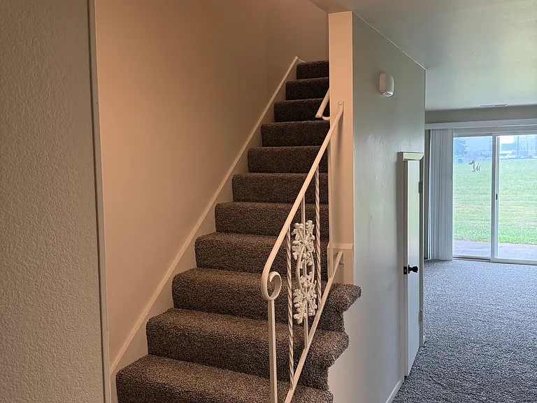1501 Superior Dr #8 — Photo 7