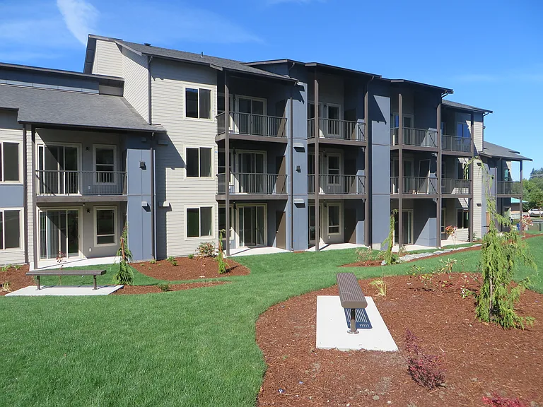 Park77 Apartments — Photo 10