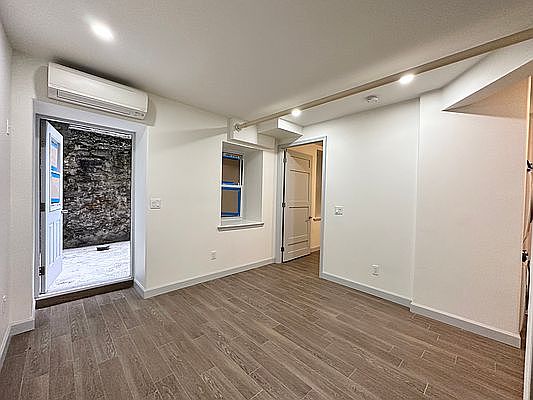 4th image of 64 W 107th St APT A
