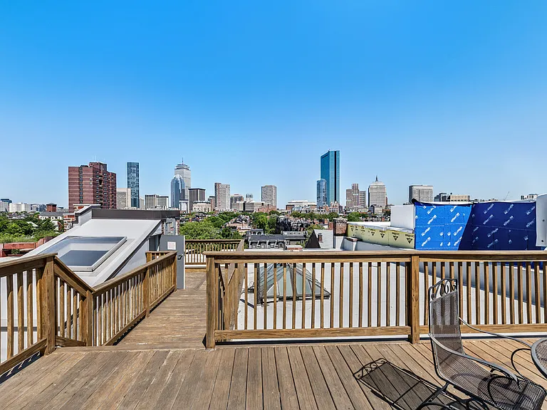 1411 Washington St #11 — Photo 10