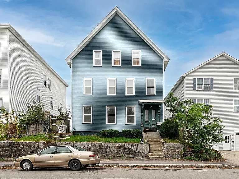 164 Notre Dame Ave #2 — Photo 1