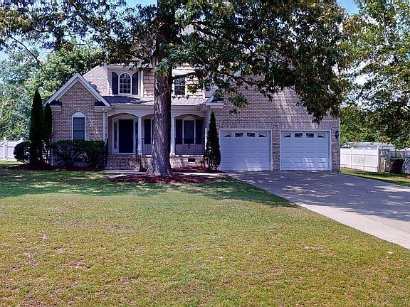 3rd image of 401 Albert Drive
